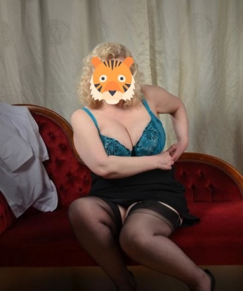 Проститутка Лира